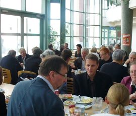 Lunch at St-Quentin (Robert Hampson and Peter Mallios in foreground)
